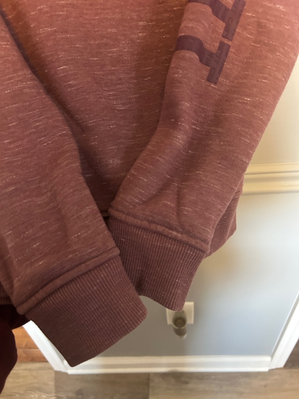Carhartt Heathered Maroon Raglan Sleeve Logo Sweatshirt - Picture 6 of 6